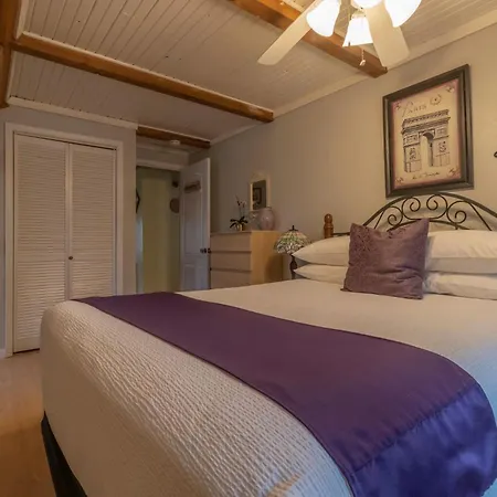 Tiffany'S Bed And Breakfast-3