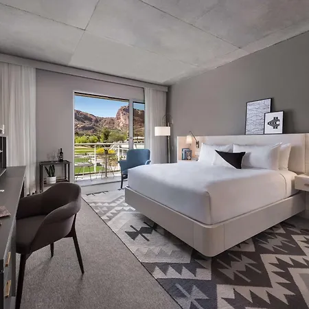 Mountain Shadows Resort Scottsdale-3