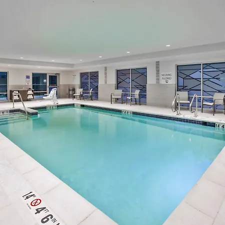 Holiday Inn Express & Suites Okemos - University Area By Ihg-2