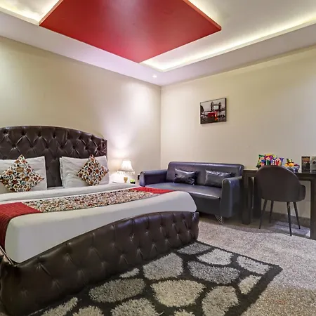 Hotel Karan Holidays Near Pitampura Metro Station-2