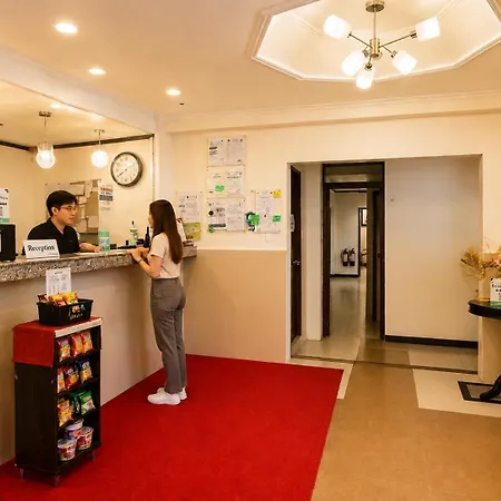 Amax Inn Makati-3