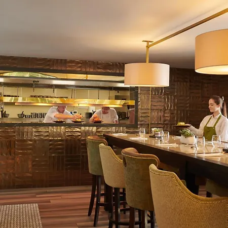Grand Central Hotel Belfast-2