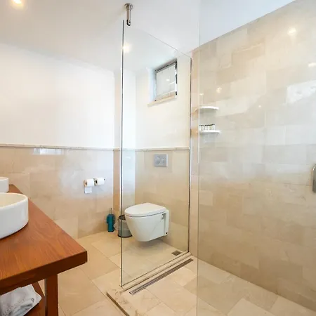 Highclere Hotel And Spa (Adults Only)-2
