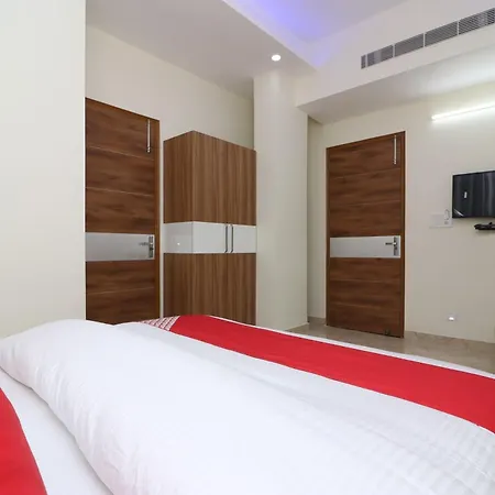 Hotel O The Grand Palace-2