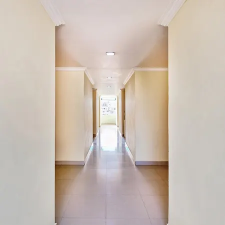 Super Hotel O Golden Hive Madhapur Near Shilparamam-2