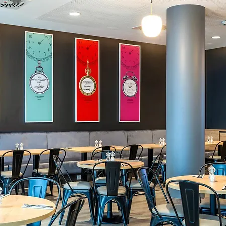 Premier Inn Hamburg City Berliner Tor-2