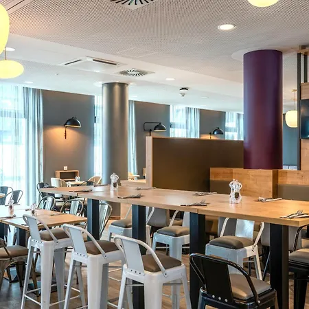 Premier Inn Hamburg City Berliner Tor-3