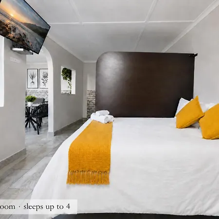 Royal Palms Guest House-2