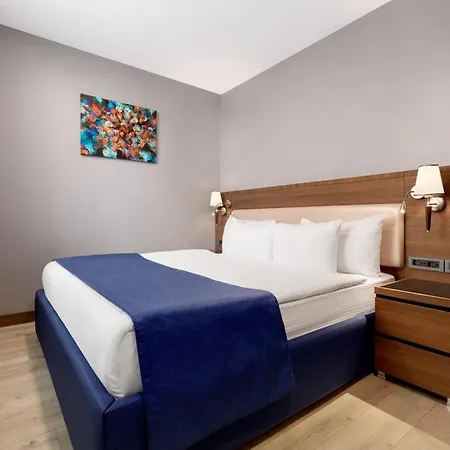 La Quinta By Wyndham Istanbul Gunesli-3