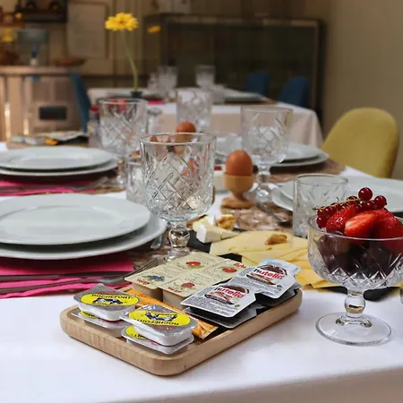 La Lys Rooms & Suites-3