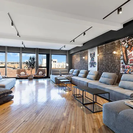 Liv Mtl Plaza Two Massive 3,000 Sq Ft Luxury Penthouses Near Downtown Montreal-3