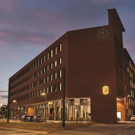Super 8 By Wyndham Mainz Zollhafen-2