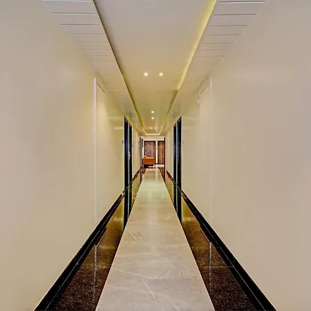 Super Townhouse Oak Clove Boutique Hotel Rajaji Nagar Near Lulu Mall Bengaluru-3