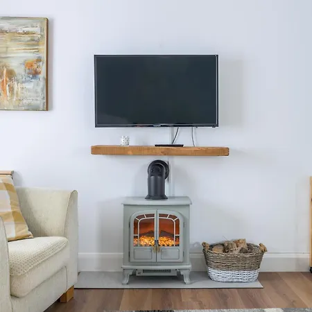 The Willows House & Studios, Hot Tub, Garden Cookhouse, Pet-Friendly, Roe Valley, Limavady-2
