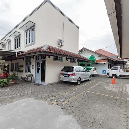 Reddoorz At Hotel Pondok Kurnia Near Buah Batu Bandung-3