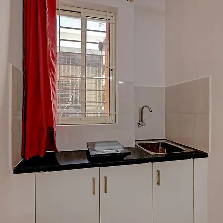 Hotel O Compact Studio Kr Puram Near Phoenix Marketcity-3