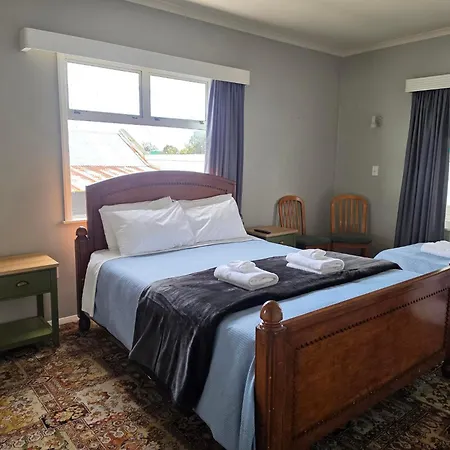 Hotel Motueka - Some Weekends May Have Loud Live Music Playing-2