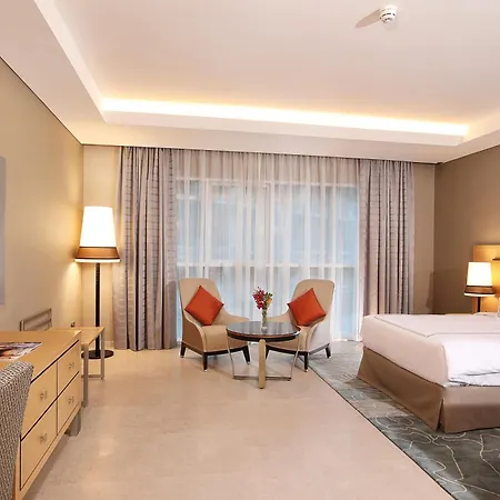 Grand Cosmopolitan Hotel-3