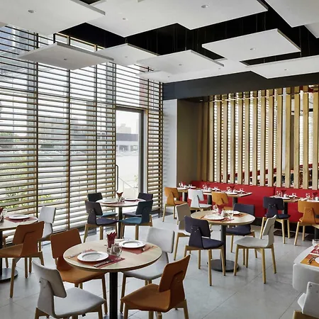 Ibis Jeddah City Center-3