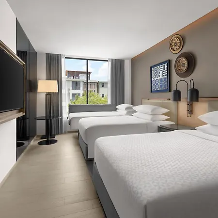 Four Points By Sheraton Phuket Patong Beach Resort-2
