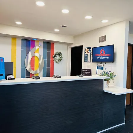 Motel 6 Elkhart, In-3