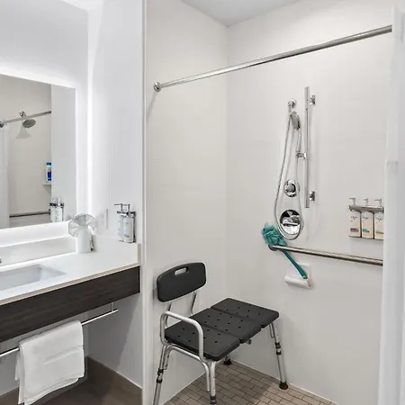 Holiday Inn Express & Suites Choctaw - Oklahoma City East By Ihg-2