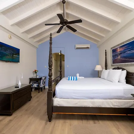 Savannah Beach Club Hotel-3