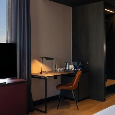 Radisson Red Hotel Johannesburg Rosebank-3