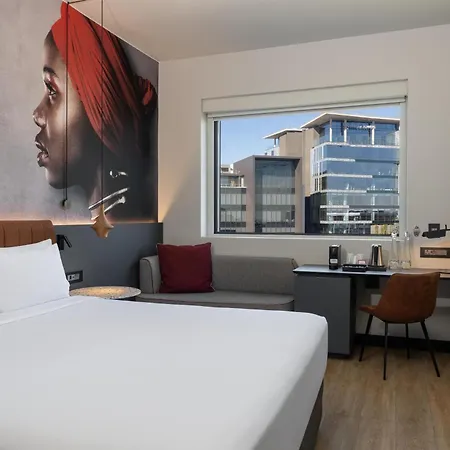 Radisson Red Hotel Johannesburg Rosebank-2