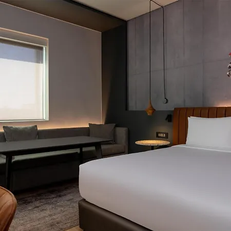 Radisson Red Hotel Johannesburg Rosebank-3