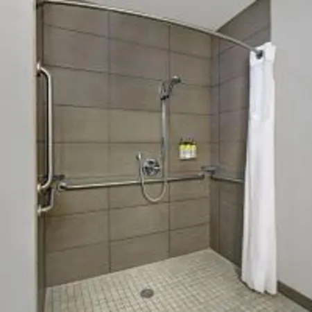 Holiday Inn Express & Suites - Detroit - Dearborn By Ihg-2