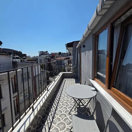 Lynda Hotel-2
