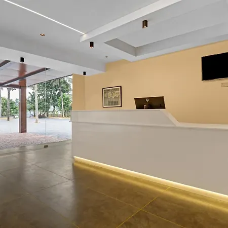 Treebo Grand Vistara Airport Suites - 500 M From Cochin Airport With One-Way Airport Transit-2