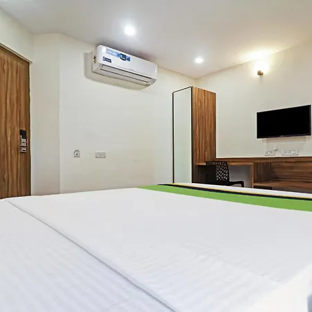 Treebo Arastu Grand-3