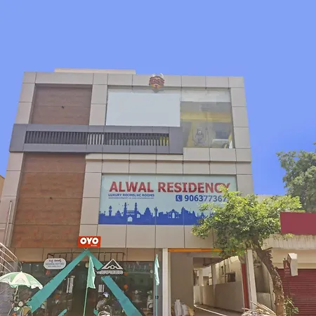 Oyo 93463 Alwal Residency-3