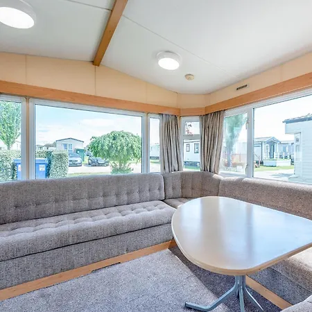 Riverside Caravan Park-2