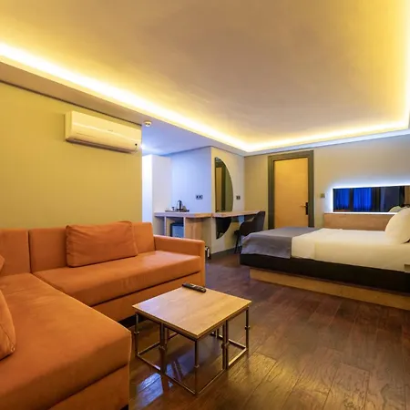 216 Bosphorus-2