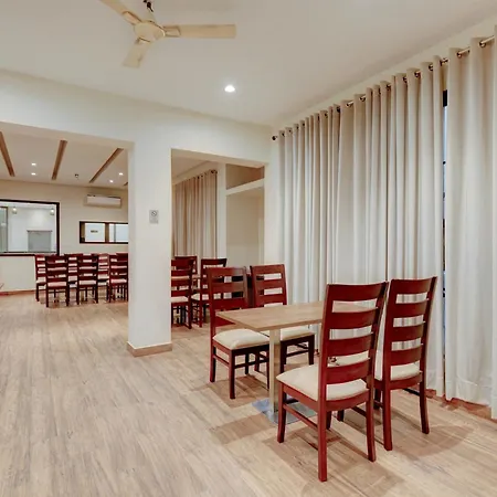 Super Collection O Ovel Hotel Grand-3
