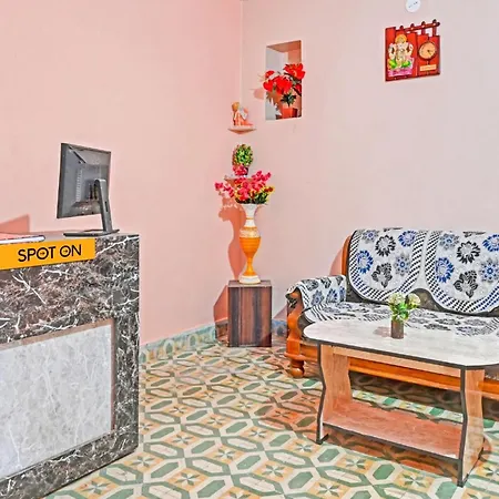 Hotel O Maa Narmada-2