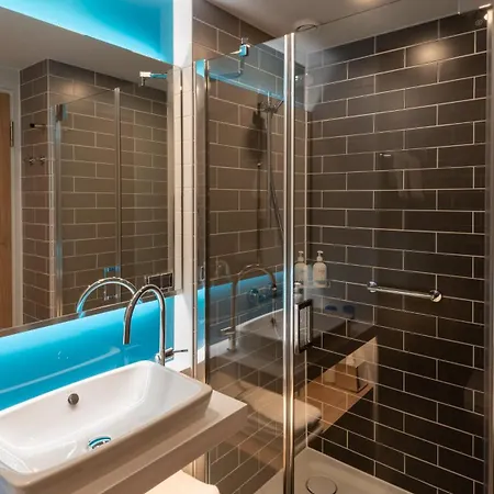 Holiday Inn Express - Hamburg South A7-As42 By Ihg-2