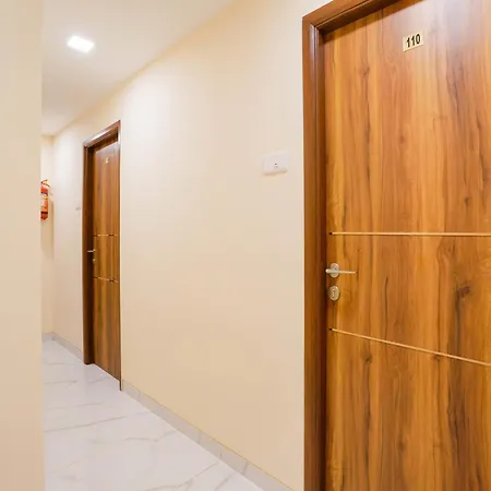 Hotel O King Residency-3