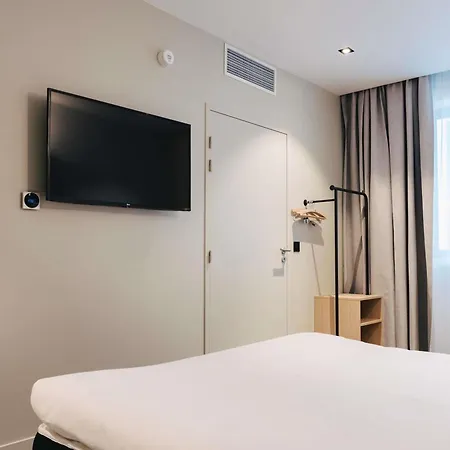 Ibis Rouen Centre Rive Droite Pasteur-2