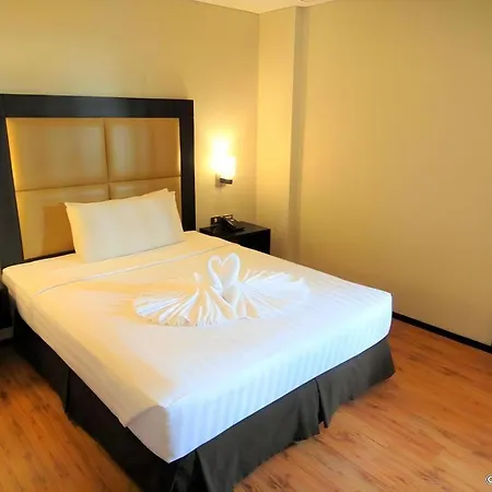 Mallberry Suites Business Hotel-3