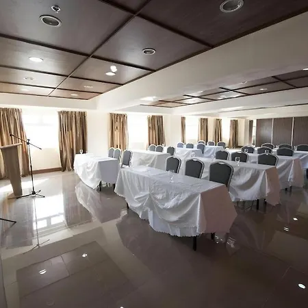 Newtown Plaza Hotel-3