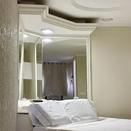 Hotel Paradise-3