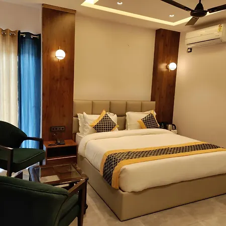 Emerald Suites-3
