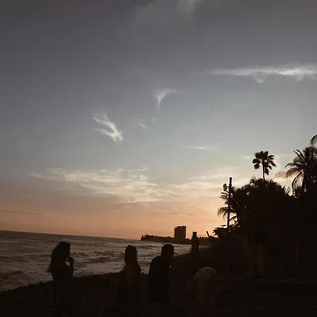 Sunset Surf Villa-2