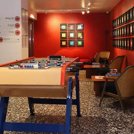 Dali Hotel Montauban-2