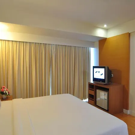 Mayflower Grande Hotel-2