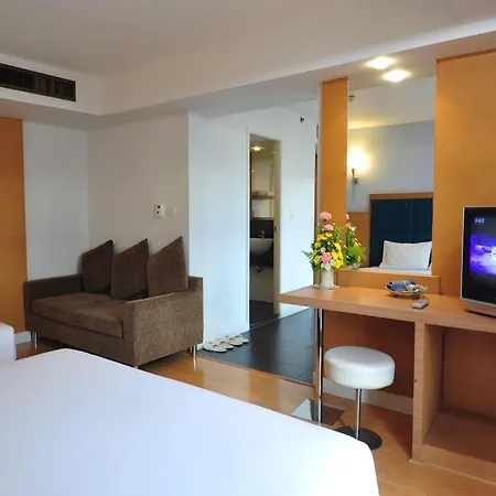 Mayflower Grande Hotel-3